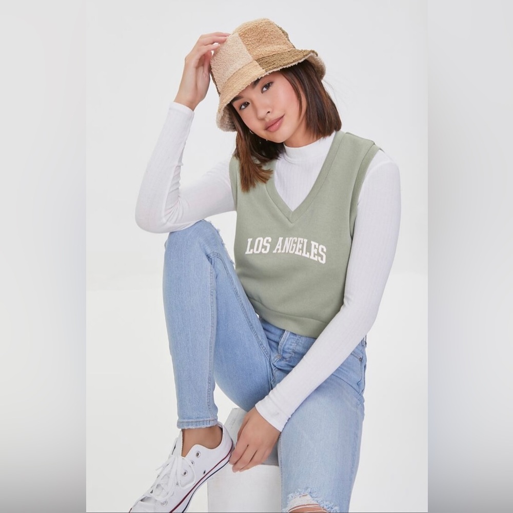 NWOT! Forever21 Embroidered Los Angeles Tank Top Size: S